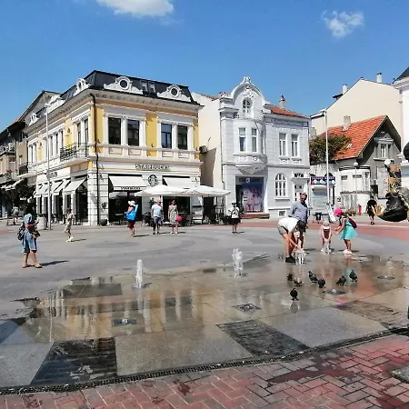 оазис 2 във וארנה