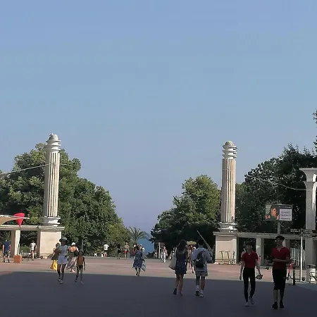 оазис 2 във וארנה